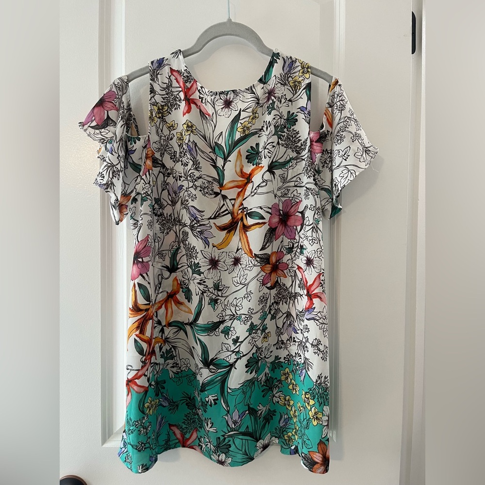 DR2 Floral Cold Shoulder Blouse - Large